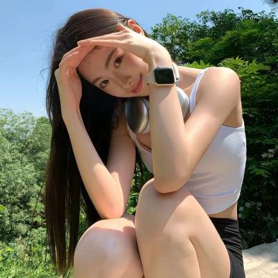 推动摇篮的手
